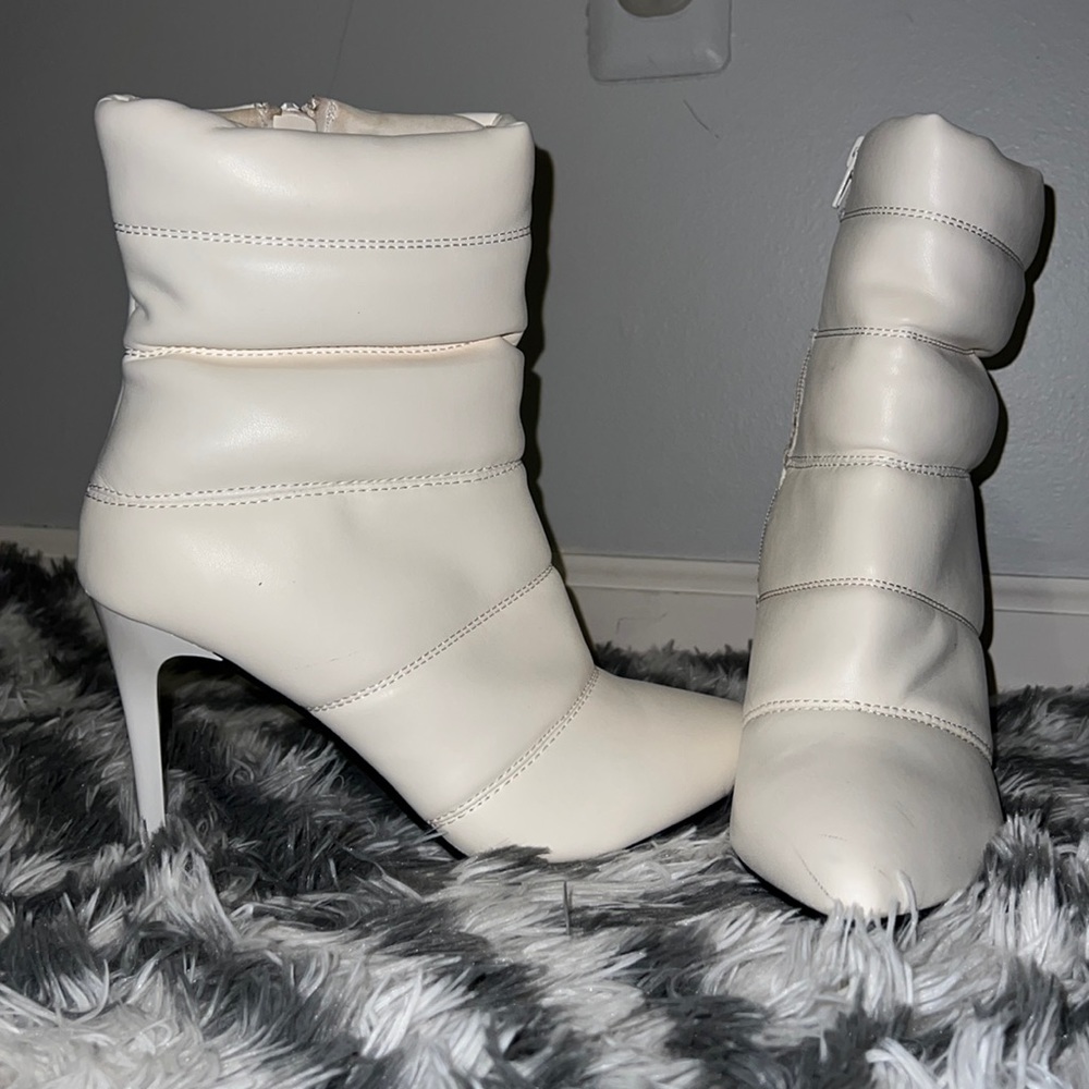 Quilted boots